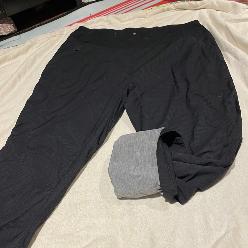 Jersey lined yoga pants from Shambala.